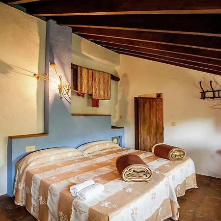 Belvilla By Oyo La Casa Vieja Holiday home Fuentes de Cesna